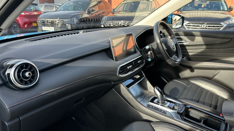 MG HS 1.5 T-GDI PHEV Trophy 5dr Auto Hatchback